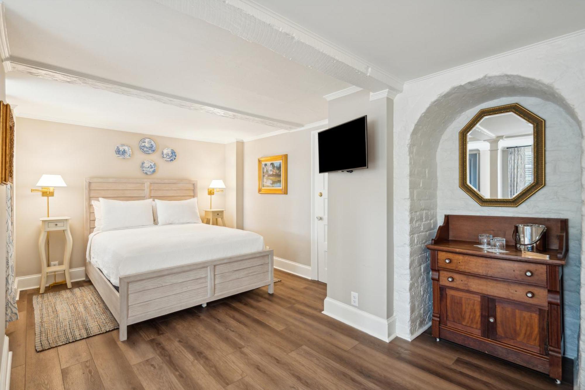 Отель Cuthbert House Бофорт Экстерьер фото